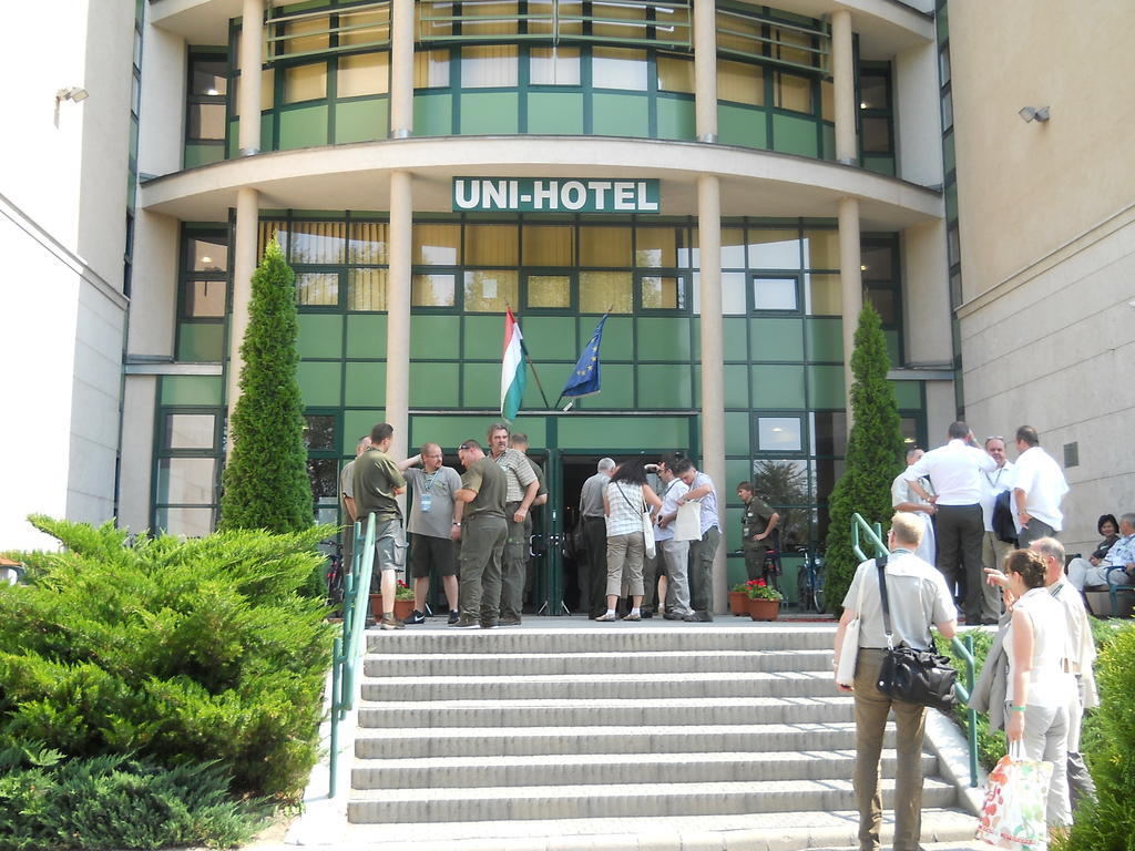Uni-Hotel Diakotthon Μίσκολτς Εξωτερικό φωτογραφία